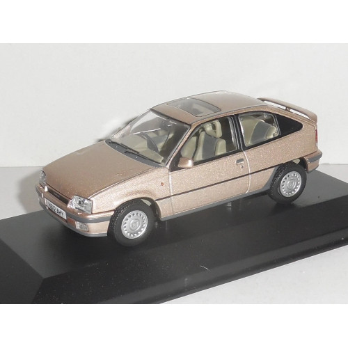 Vauxhall astra mk2 - 16v, silver